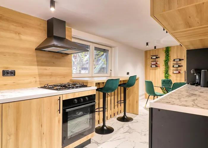 Апартаменти Primaverii Appartments